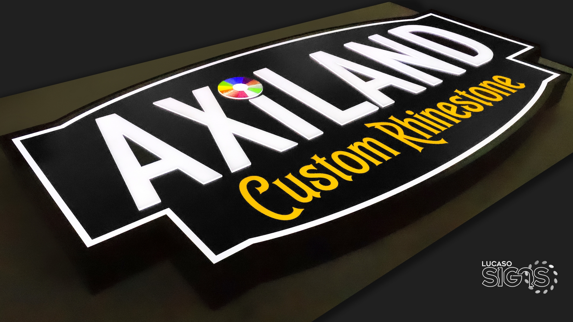 Custom Retail store Cloud sign by lucaso signs